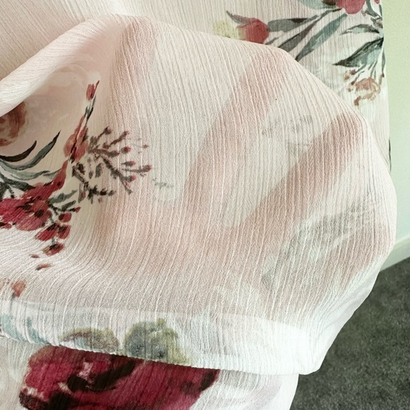 Kut From The Kloth Pink sheer floral blouse Size Large - Picture 3 of 7